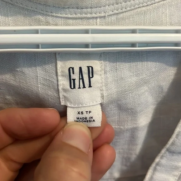 GAP Linen Blouse - Picture 3 of 6